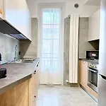 Design House - Terrace & Private Parking 아파트 베르가모