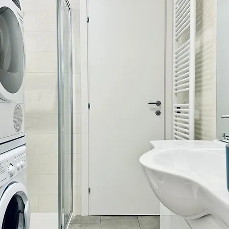 Apartment Design House - Terrace & Private Parking Bergamo